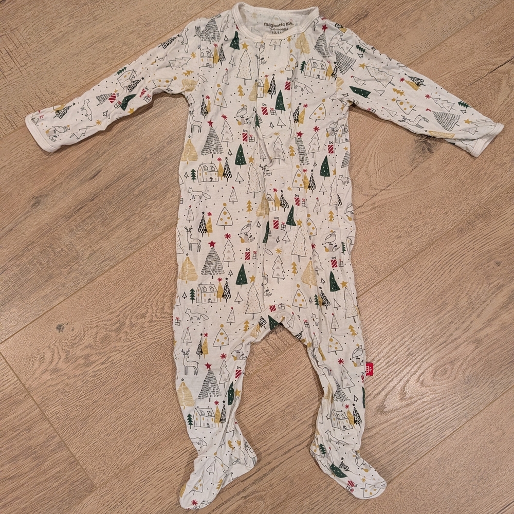 Magnetic Me 3-6 Months